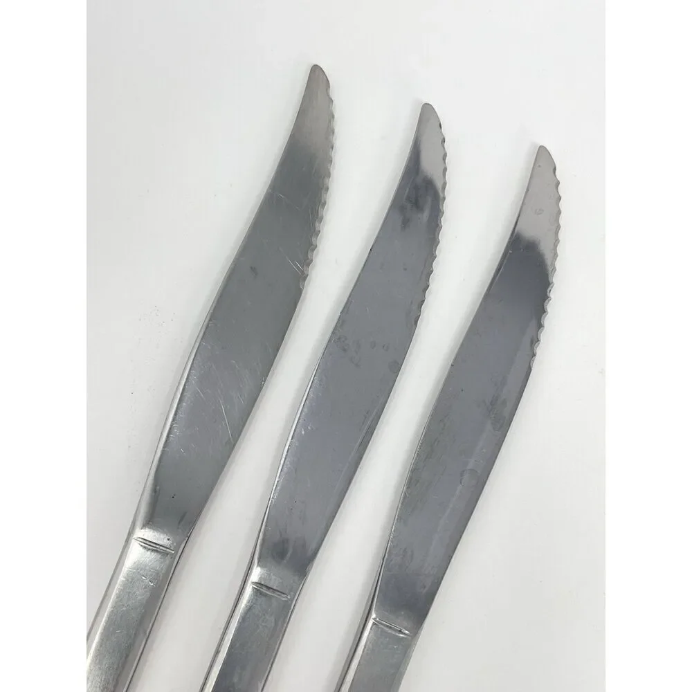 Oneida Community Patrick Henry Solid Handle Serrated Steak Knives 8.5” Set Of 3